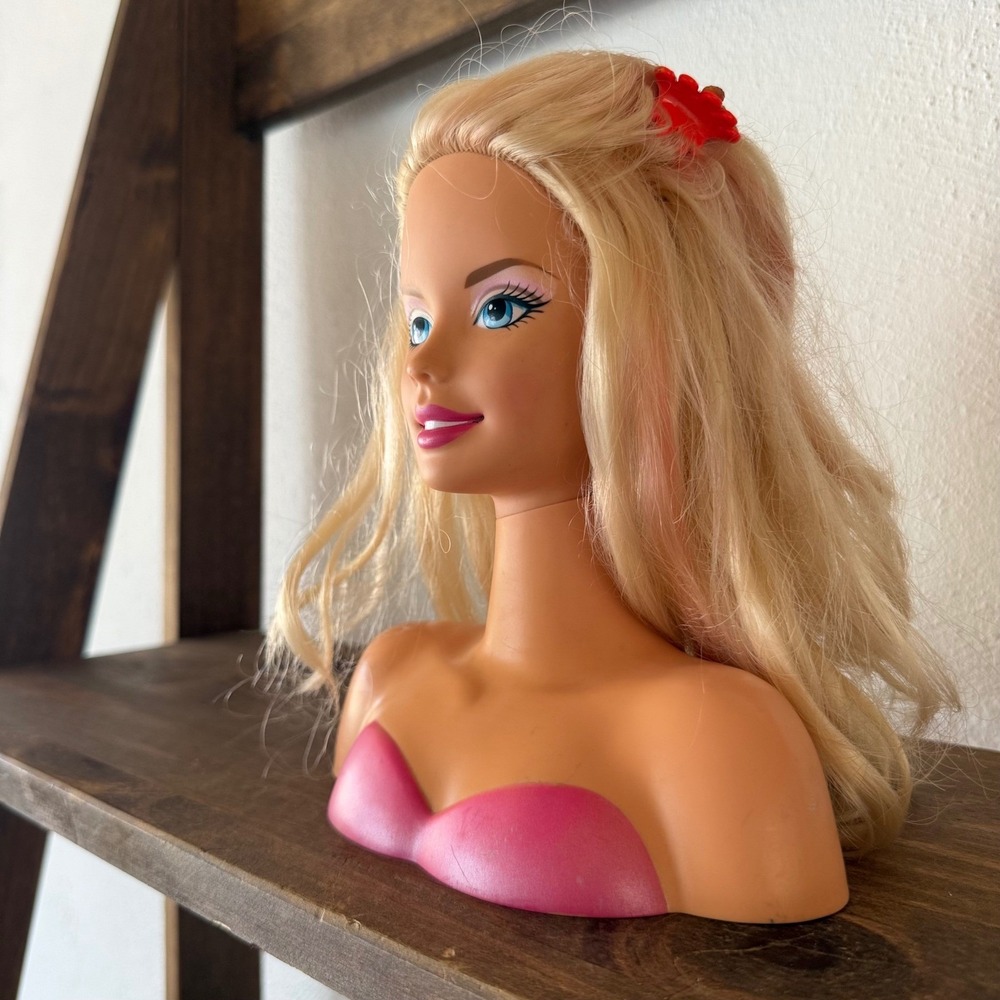Vintage 1998 Mattel Barbie Styling Head Bust Blonde Hair Blue Eyes Pink Streak